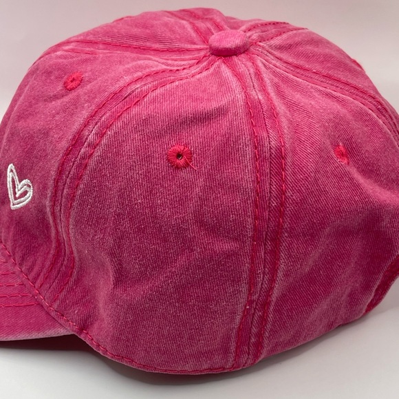 NWOT adjustable baseball cap, hat, embroidered heart, slightly washed ou… - Picture 3 of 8